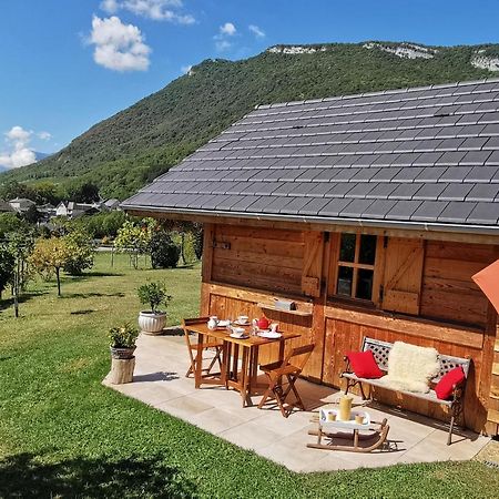 Au Petit Chalet Avec Son Spa - Escapade En Amoureux ! Cruet Экстерьер фото